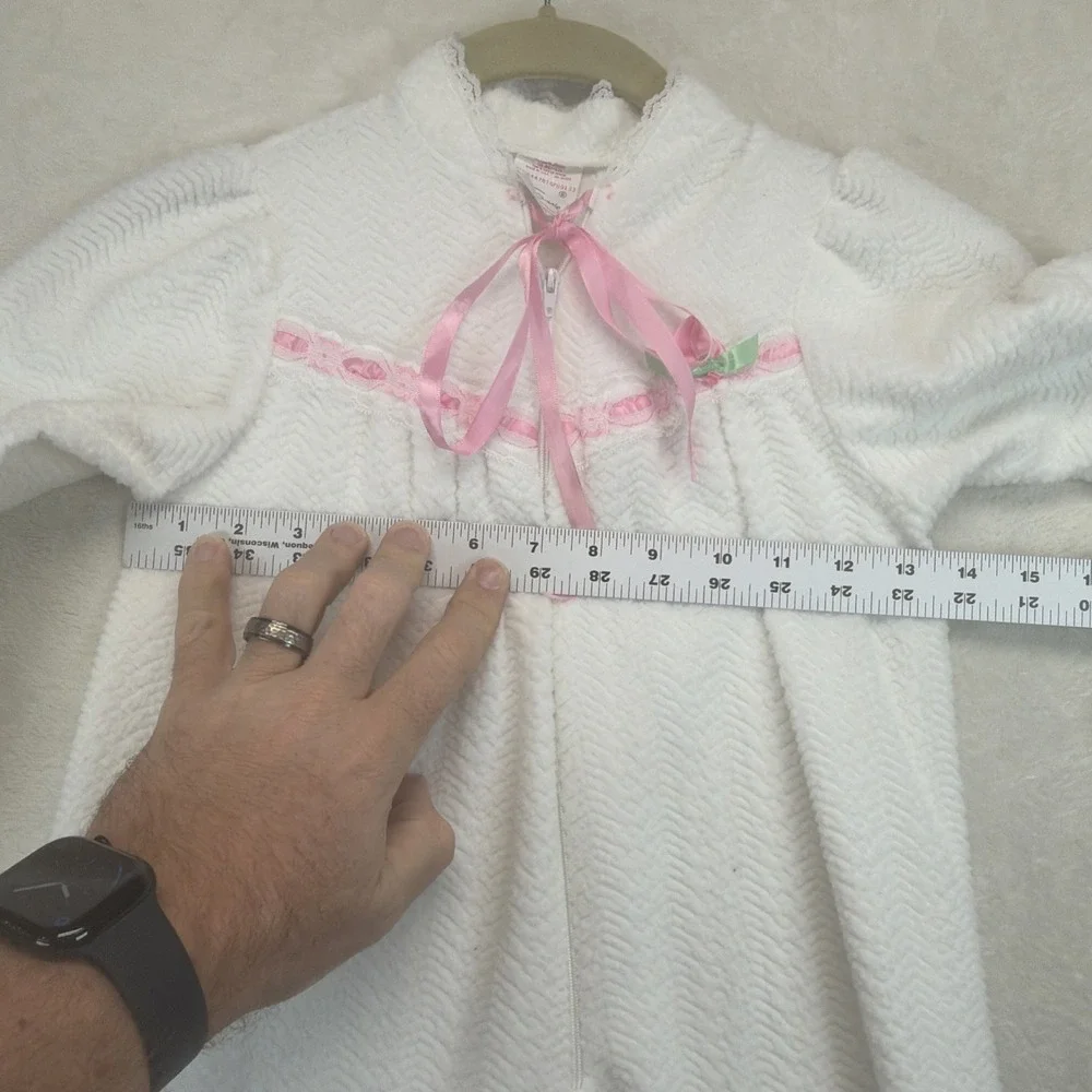 Vintage Cassie Girls 6 White Pink Ribbon Lace Long Sleeve Nightgown Prairie Gown